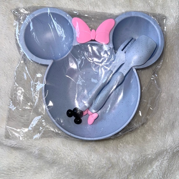 New Minnie Mouse 3pc Feeding Set - Picture 9 of 10